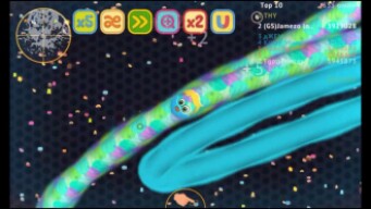 Wormate.io Jamezo Lord vs Pro?? Epic gameplay!