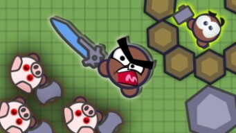 PROTECTING MY PET FROM EVIL PIGS!! | FIGHTING TO DEFEND MY NOOBY LITTLE PET! | Moomoo.io Funny