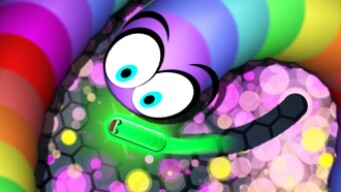 Slither.io TINY HACKER TROLL SNAKE vs HUGE SNAKE! | Destroying & Trolling Big Snakes in Slither.io