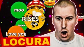 UN CALVO JUGANDO AL AGAR