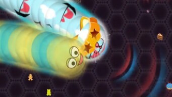 Wormate.io small pro never messes with giants wormateio never mess with me