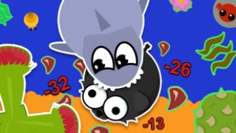 TROLLING with SHARK gives good XP in MOPE.IO