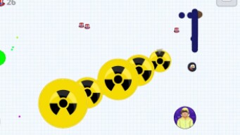 RISKY MASS PILE TROLLING ! - AGAR.IO MOBILE GAMEPLAY